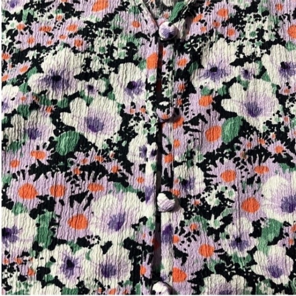 3/$14 Anthropologie Floral Button Front Stretch Top Size: S - Picture 5 of 9